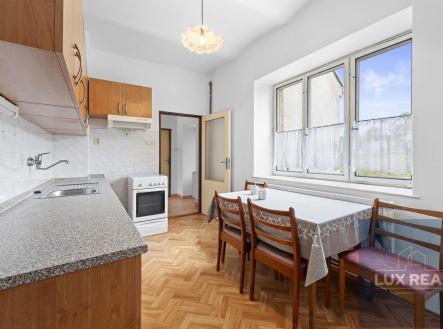 8 | Prodej - zemědělský objekt, 11 472 m²