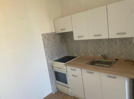 foto: 1 | Pronájem bytu, 1+kk, 33 m²