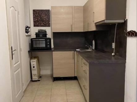 Prodej bytu, 1+kk, 30 m² obrázek