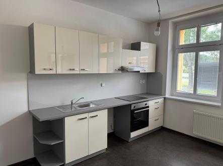 Pronájem bytu, 2+kk, 40 m² obrázek