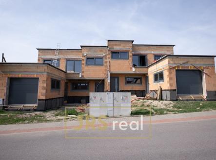 Hrusovany foto-13 | Rezidence Hrušovany – moderní rodinné domy s garáží a terasou