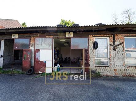 9 | Prodej - komerční objekt, sklad, 164 m²