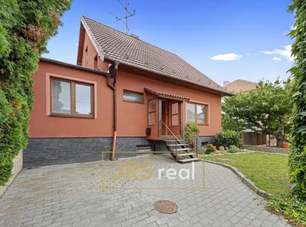 Prodej - dům/vila, 303 m²