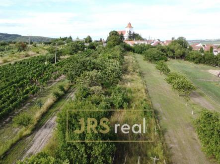 stavebni-pozemek-boretice-dji-0766-56388f | Prodej - pozemek pro bydlení, 1 374 m²