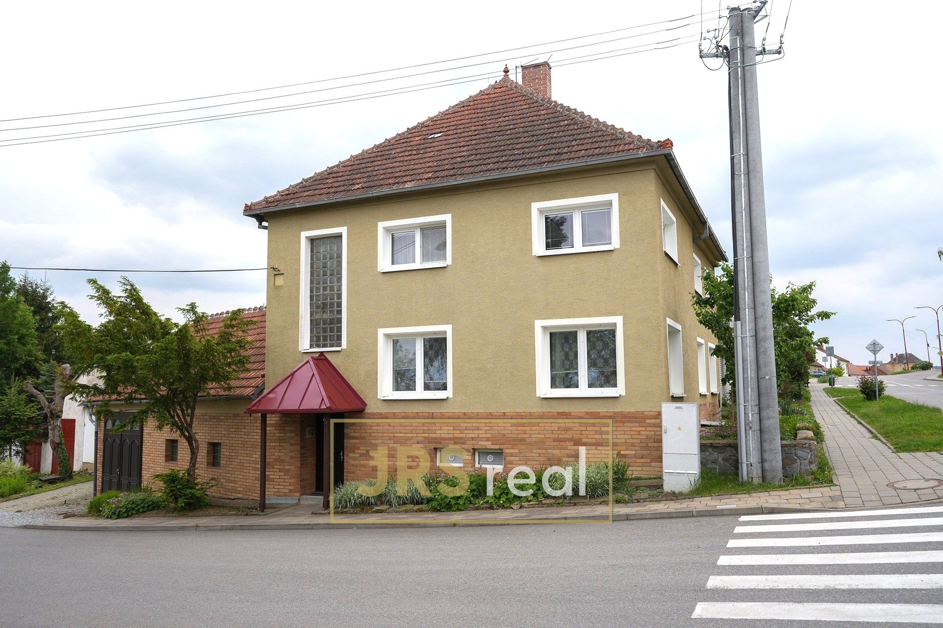 prodej-rodinneho-domu-255-m2-brumovice-mp904915-05122b