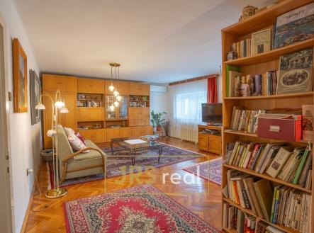 prodej-rodinneho-domu-255-m2-brumovice-mp905005-hdr-0de8a7 | Prodej - dům/vila, 238 m²