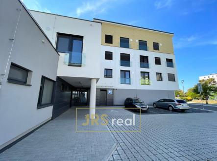 Pronájem bytu, 1+kk, 39 m² obrázek