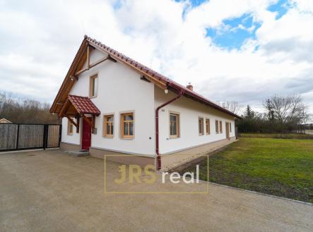 WhatsApp Image 2026-02-16 at 16.27.49 | Prodej - dům/vila, 187 m²