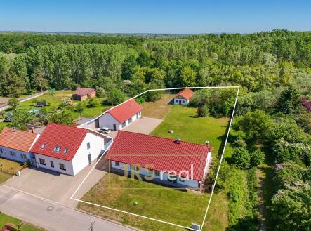 uvodni foto RD | Prodej - dům/vila, 187 m²