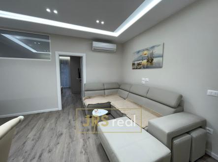WhatsApp Image 2025-12-04 at 13.30.48 (2) | Prodej bytu, 2+kk, 56 m²
