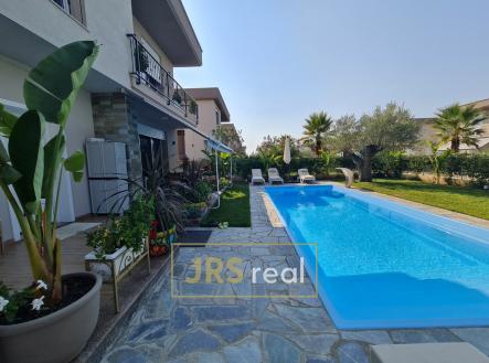 WhatsApp Image 2026-02-09 at 12.00.54 (21) | Prodej - dům/vila, 176 m²