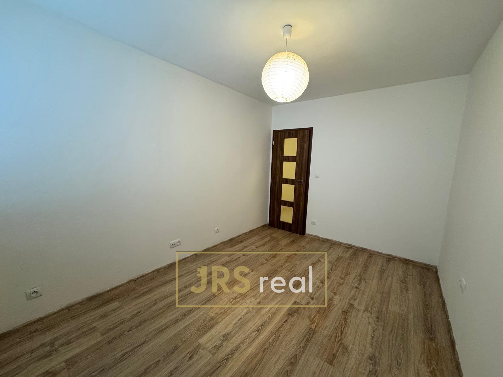 WhatsApp Image 2026-02-25 at 14.27.14 (16)