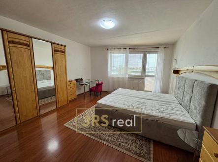 WhatsApp Image 2026-03-26 at 12.29.41 | Pronájem bytu, 2+kk, 72 m²