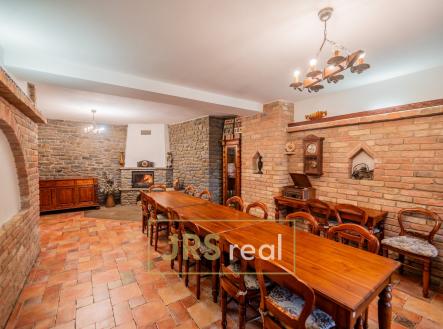 DSC01911-HDR | Prodej - hotel, 468 m²