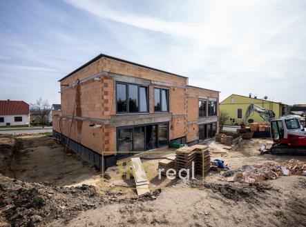 Hrusovany foto-21 | Prodej - dům/vila, 216 m²