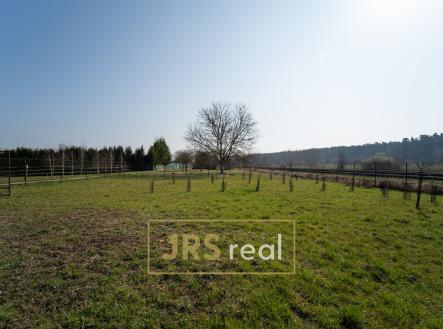 DSC02137 | Prodej - pozemek, zahrada, 1 379 m²