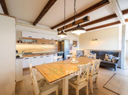 DSC08306 | Prodej - komerční objekt, sklad, 264 m²