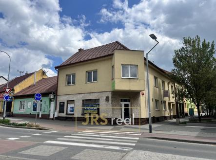 Pronájem - obchodní prostor, 143 m² obrázek