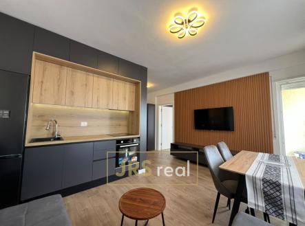 WhatsApp Image 2026-06-11 at 13.16.07 (1) | Prodej bytu, 2+kk, 65 m²