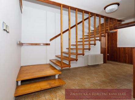 Prodej - dům/vila, 275 m²