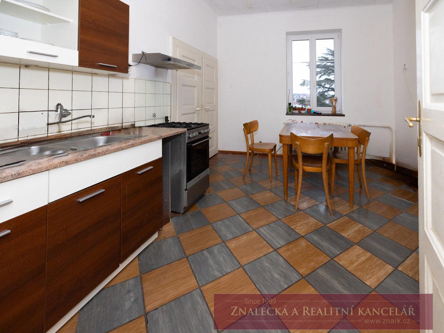 Pronájem bytu 3+1, U Malvazinky, Praha 5