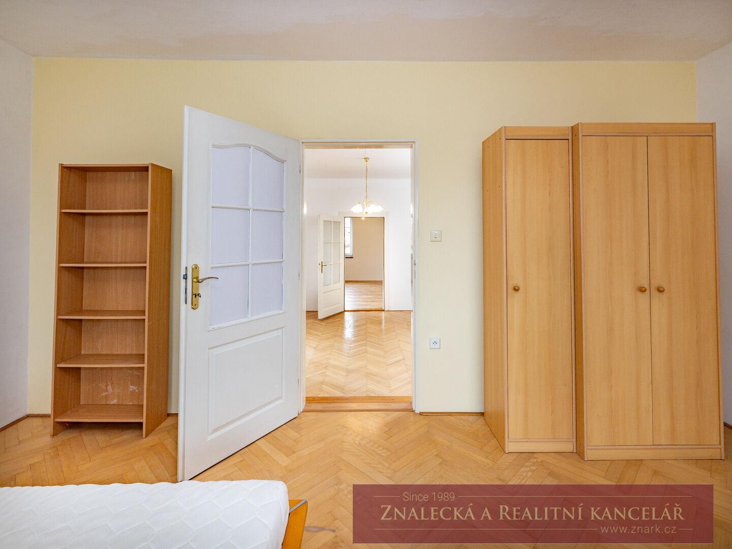 Pronájem bytu 3+1, U Malvazinky, Praha 5