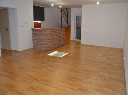 vstupní hala, recepce | Prodej - komerční objekt, obchodní centrum, 195 m²