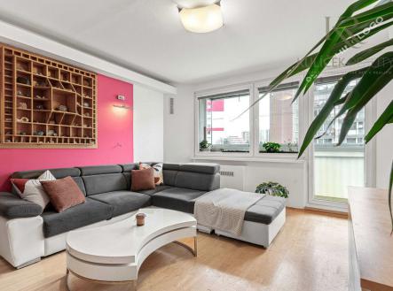 KULÍČEK Reality - Prodej bytu - Obývací pokoj | Prodej bytu, 3+1, 74 m²