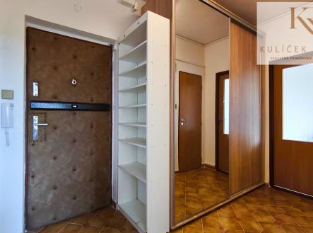 KULÍČEK Reality - Pronájem bytu - Předsíň | Pronájem bytu, 2+1, 56 m²