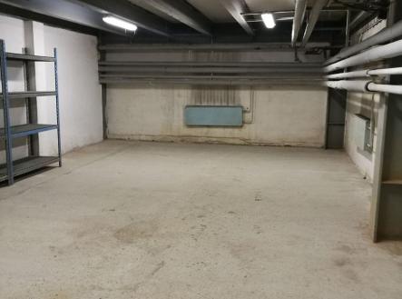 KULÍČEK Reality - Pronájem skladu - Sklad | Pronájem - skladovací prostor, 404 m²