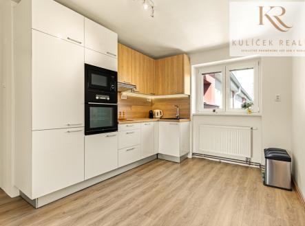 KULÍČEK Reality - Prodej bytu - Kuchyň | Prodej bytu, 2+1, 58 m²