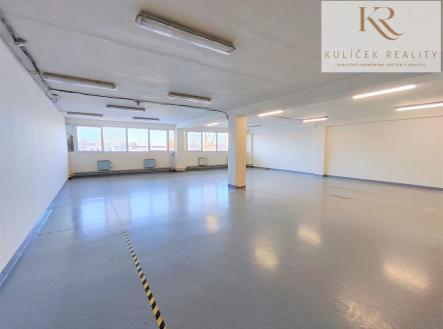 KULÍČEK Reality - Pronájem skladu | Pronájem - skladovací prostor, 223 m²
