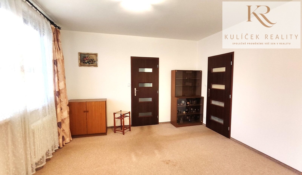 KULÍČEK Reality - Prodej bytu - Obývací pokoj