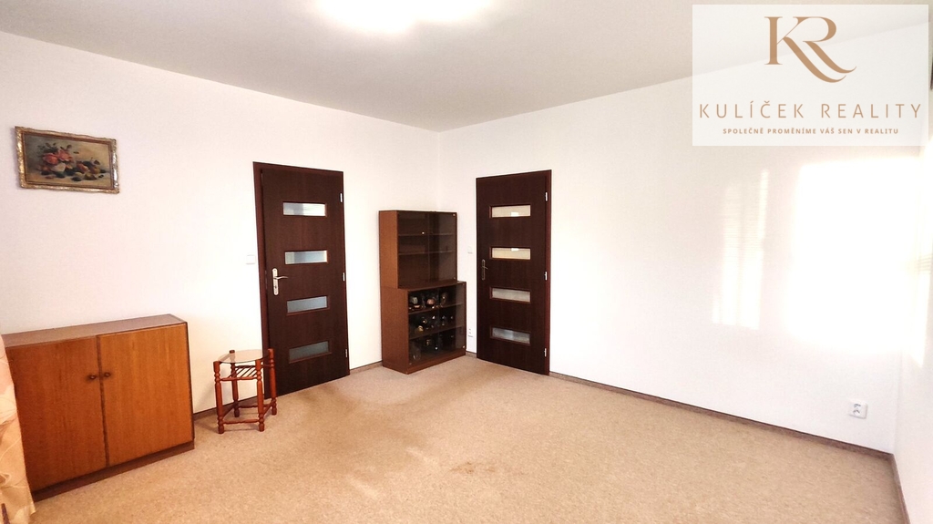 KULÍČEK Reality - Prodej bytu - Obývací pokoj