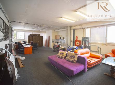 KULÍČEK Reality - Pronájem skladu - Sklad | Pronájem - skladovací prostor, 343 m²