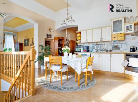 Prodej - dům/vila, 290 m² obrázek