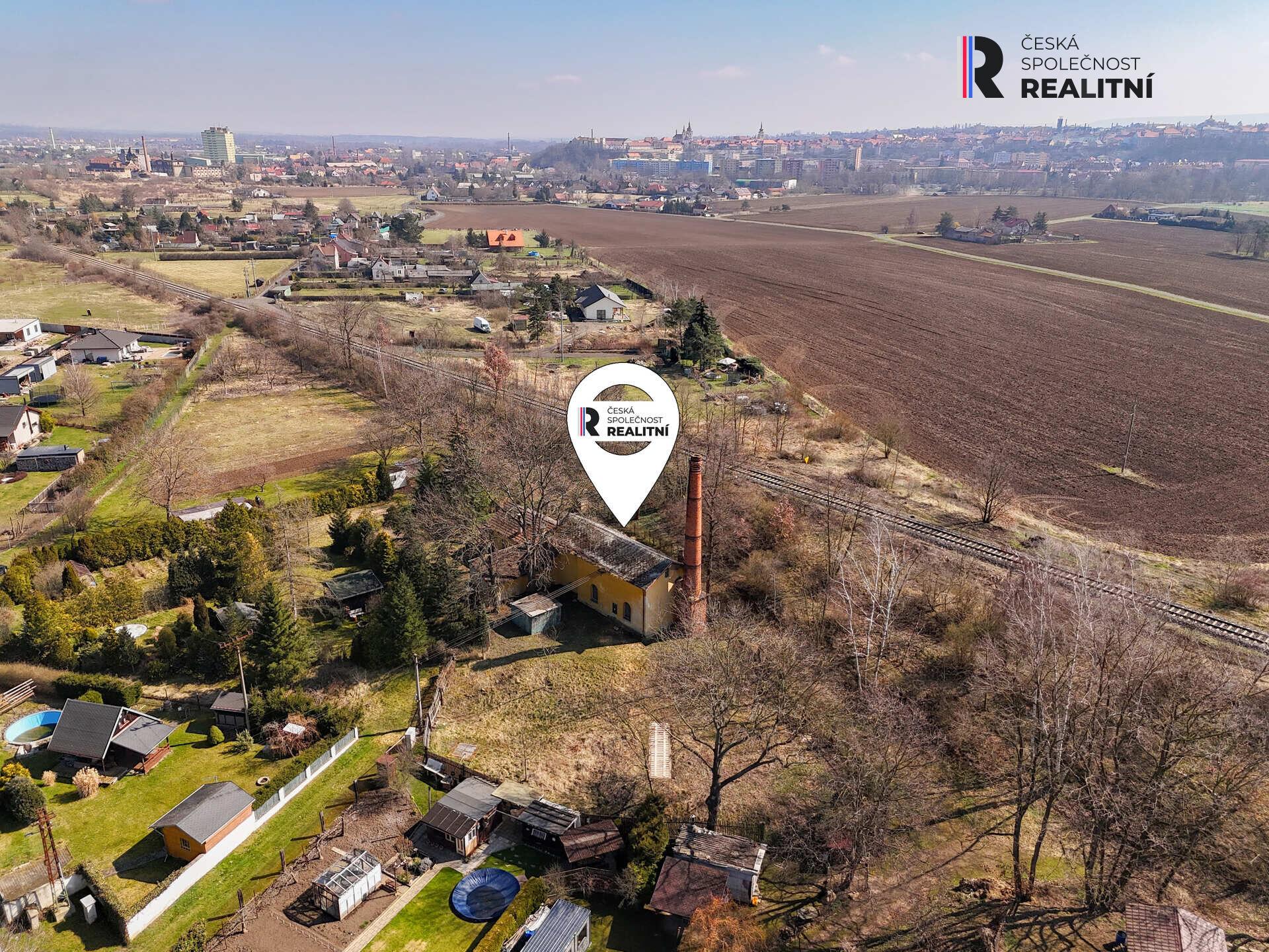 Prodej zajímavé nemovitosti. RD 3+1 s potenciálem komerčního využití či skladovacích prostor