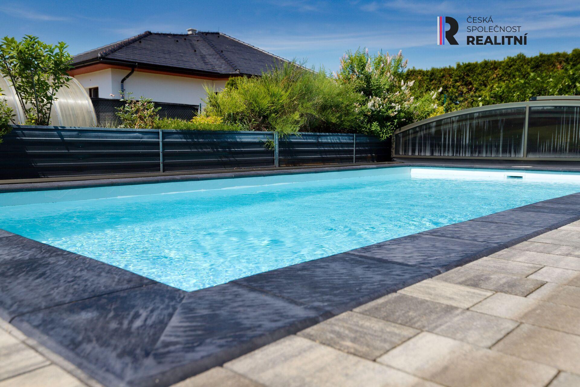 Prodej rodinného domu 5+kk Na Barborce, bazén, sauna, pergola