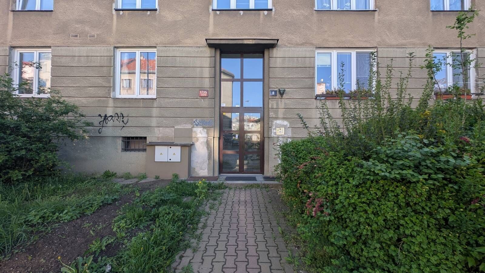 Prodej NP - kancelář, ul. Ke Strašnické, 56,4 m2
