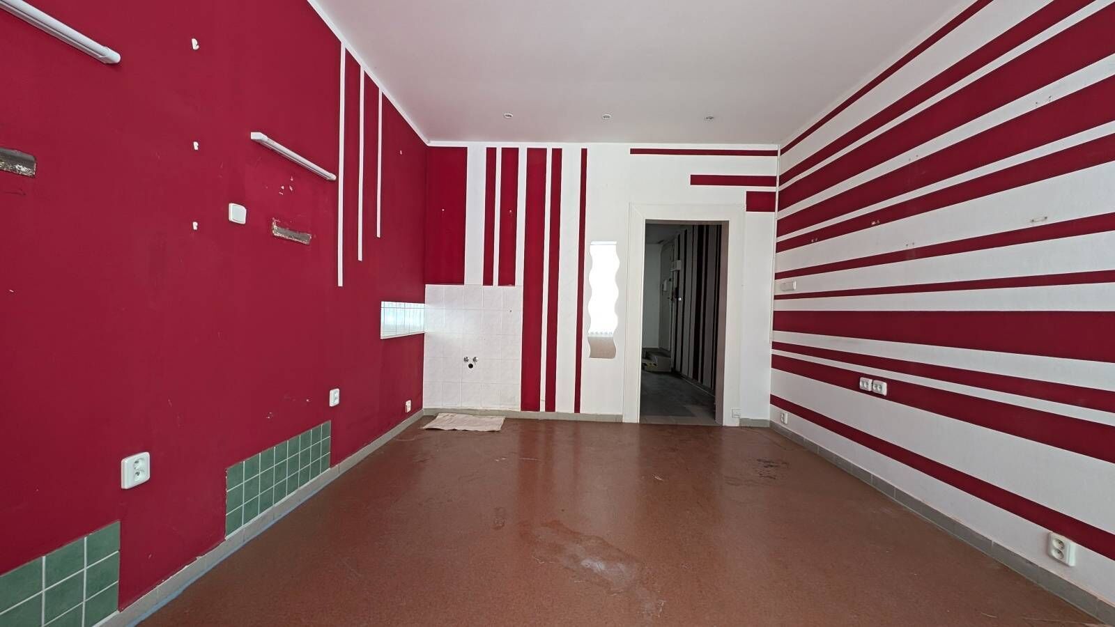 Prodej NP - provozovna, ul.Slovinská, 50,2 m2