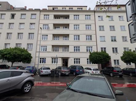 Pronájem bytu, 1+1, 60 m² obrázek