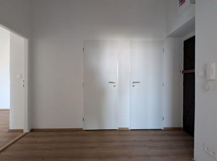 Pronájem bytu, 2+kk, 57 m²