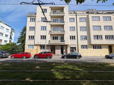 Pronájem bytu, 2+1, 71 m² obrázek