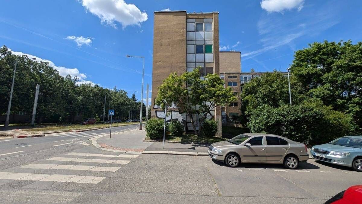 Soutěž na prodej pozemků a objektů bývalého bytového komplexu