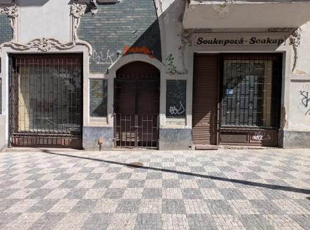 Prodej - obchodní prostor, 81 m²