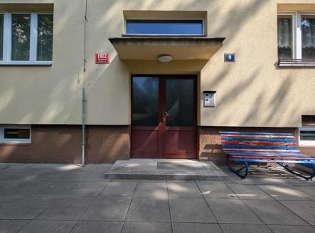 Prodej - skladovací prostor, 17 m²