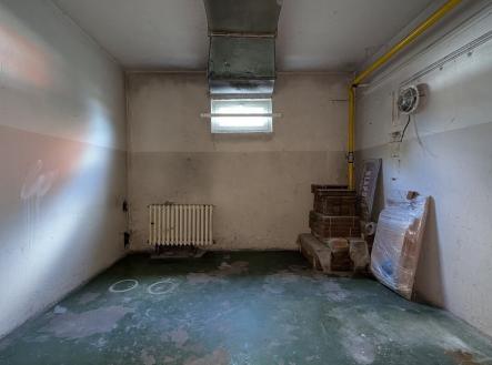 Prodej - skladovací prostor, 17 m²