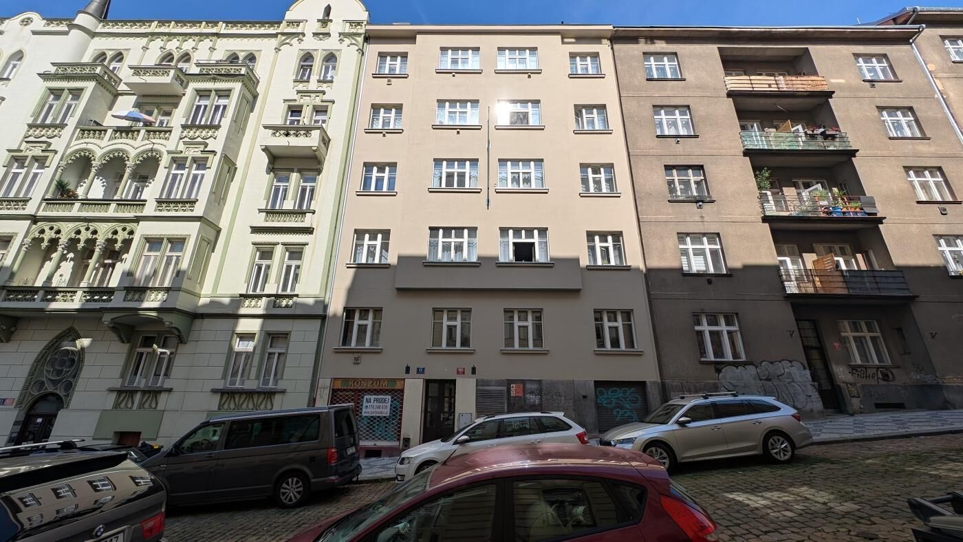 Prodej BJ č. 994/02 - 1+1, ul. Slovinská