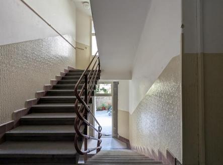 Prodej bytu, 1+1, 61 m²