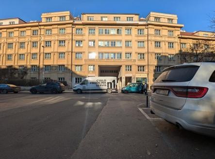 Pronájem bytu, 2+kk, 71 m²